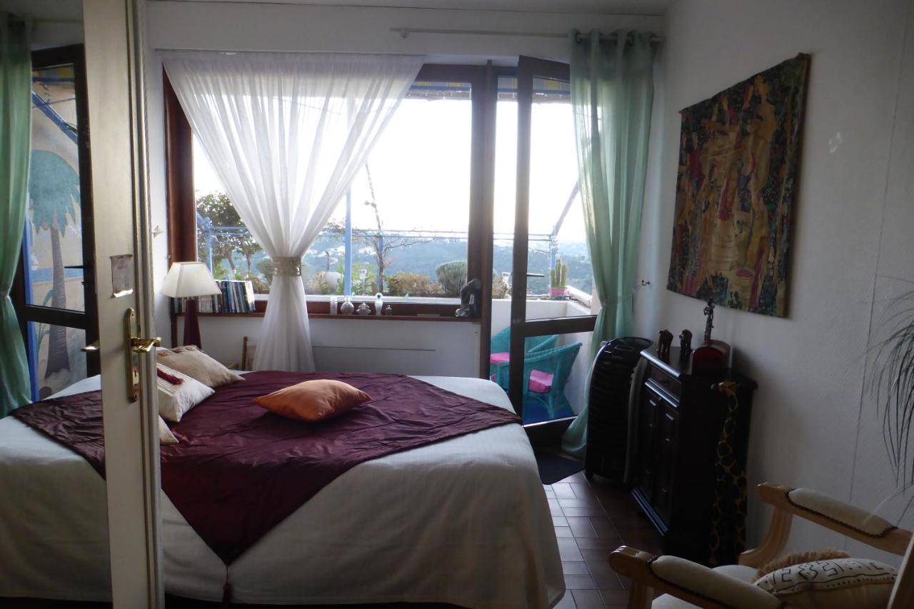 Nouveau ! Chambre D'Hote Insolite Privee " Coeurs De Pirates A Bali En Provence" Spa Sauna Massages Dans Cadre Exotique D'Amenagements Exterieurs D'Exception Ete Comme Hiver Bienvenue !!! 滨海卡瓦莱尔 外观 照片
