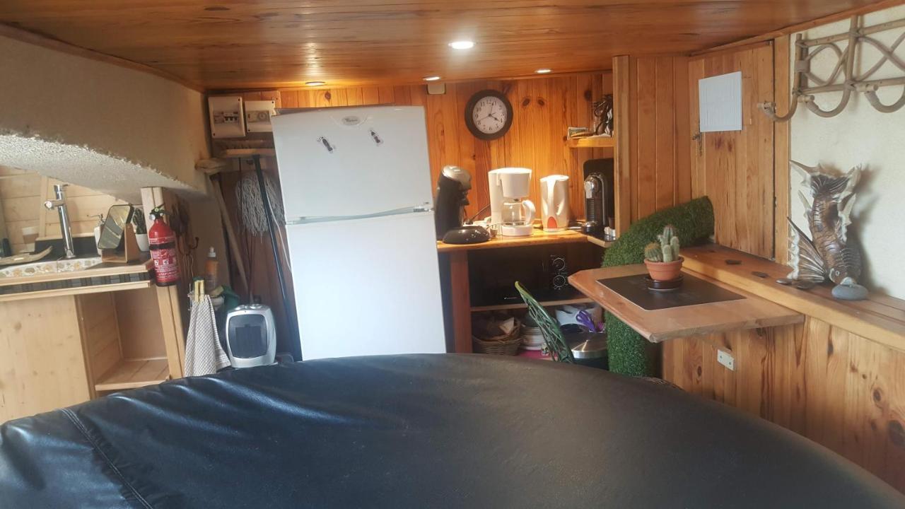 Nouveau ! Chambre D'Hote Insolite Privee " Coeurs De Pirates A Bali En Provence" Spa Sauna Massages Dans Cadre Exotique D'Amenagements Exterieurs D'Exception Ete Comme Hiver Bienvenue !!! 滨海卡瓦莱尔 外观 照片