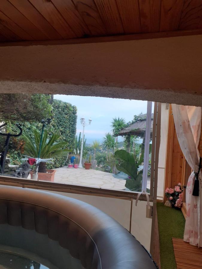 Nouveau ! Chambre D'Hote Insolite Privee " Coeurs De Pirates A Bali En Provence" Spa Sauna Massages Dans Cadre Exotique D'Amenagements Exterieurs D'Exception Ete Comme Hiver Bienvenue !!! 滨海卡瓦莱尔 外观 照片
