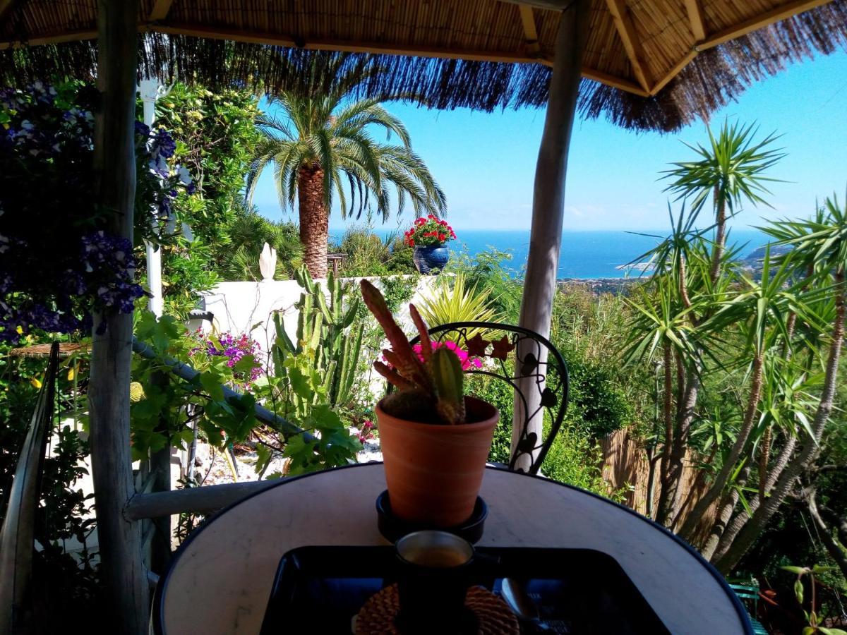 Nouveau ! Chambre D'Hote Insolite Privee " Coeurs De Pirates A Bali En Provence" Spa Sauna Massages Dans Cadre Exotique D'Amenagements Exterieurs D'Exception Ete Comme Hiver Bienvenue !!! 滨海卡瓦莱尔 外观 照片