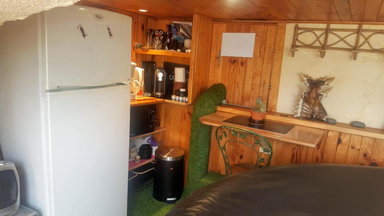 Nouveau ! Chambre D'Hote Insolite Privee " Coeurs De Pirates A Bali En Provence" Spa Sauna Massages Dans Cadre Exotique D'Amenagements Exterieurs D'Exception Ete Comme Hiver Bienvenue !!! 滨海卡瓦莱尔 外观 照片